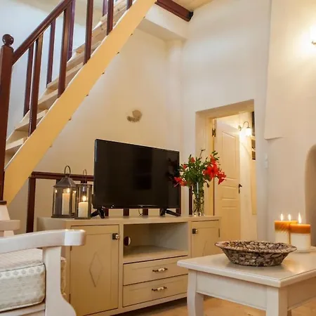 St Georges Sanctum, The Heart Of Rhodes Old Town Holiday home