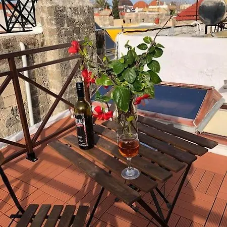 St Georges Sanctum, The Heart Of Rhodes Old Town Holiday home *