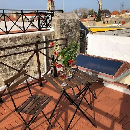 St Georges Sanctum, The Heart Of Rhodes Old Town Holiday home